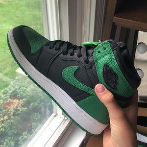 Nike Air Jordan Retro High OG Pine Green Black